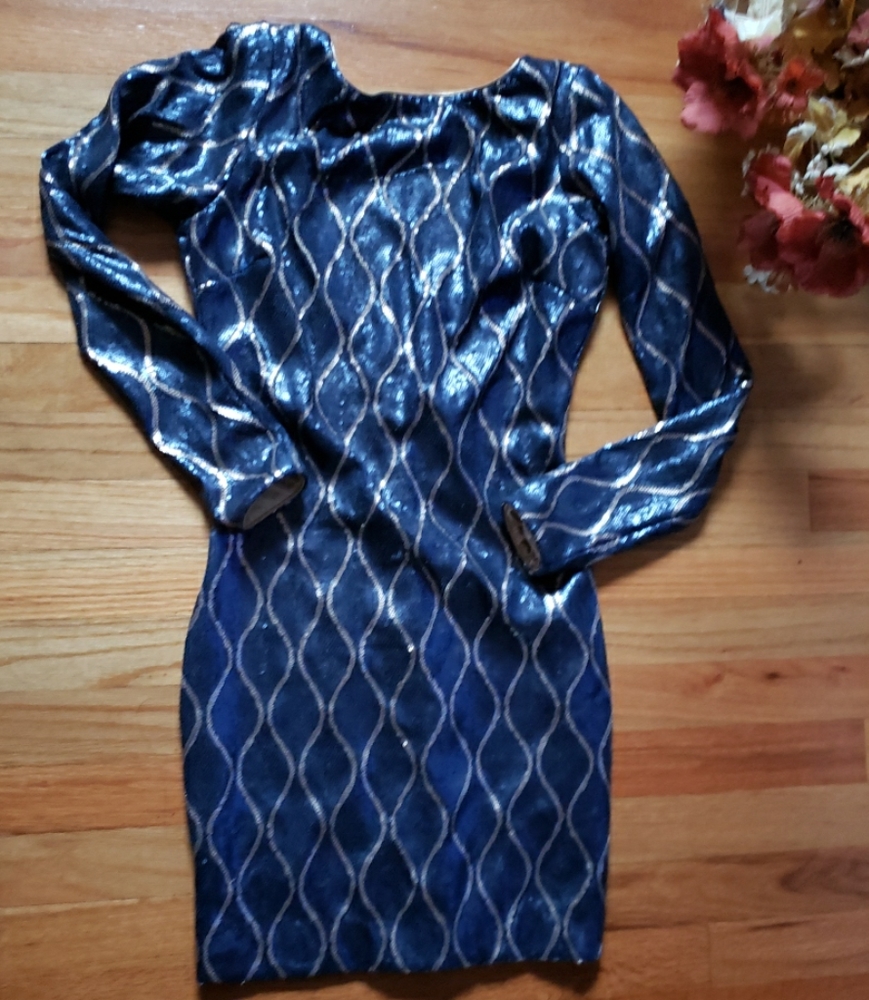 Dress the Population Long Sleeve Sequin Blue & Gold Women's Medium Deep V BACK